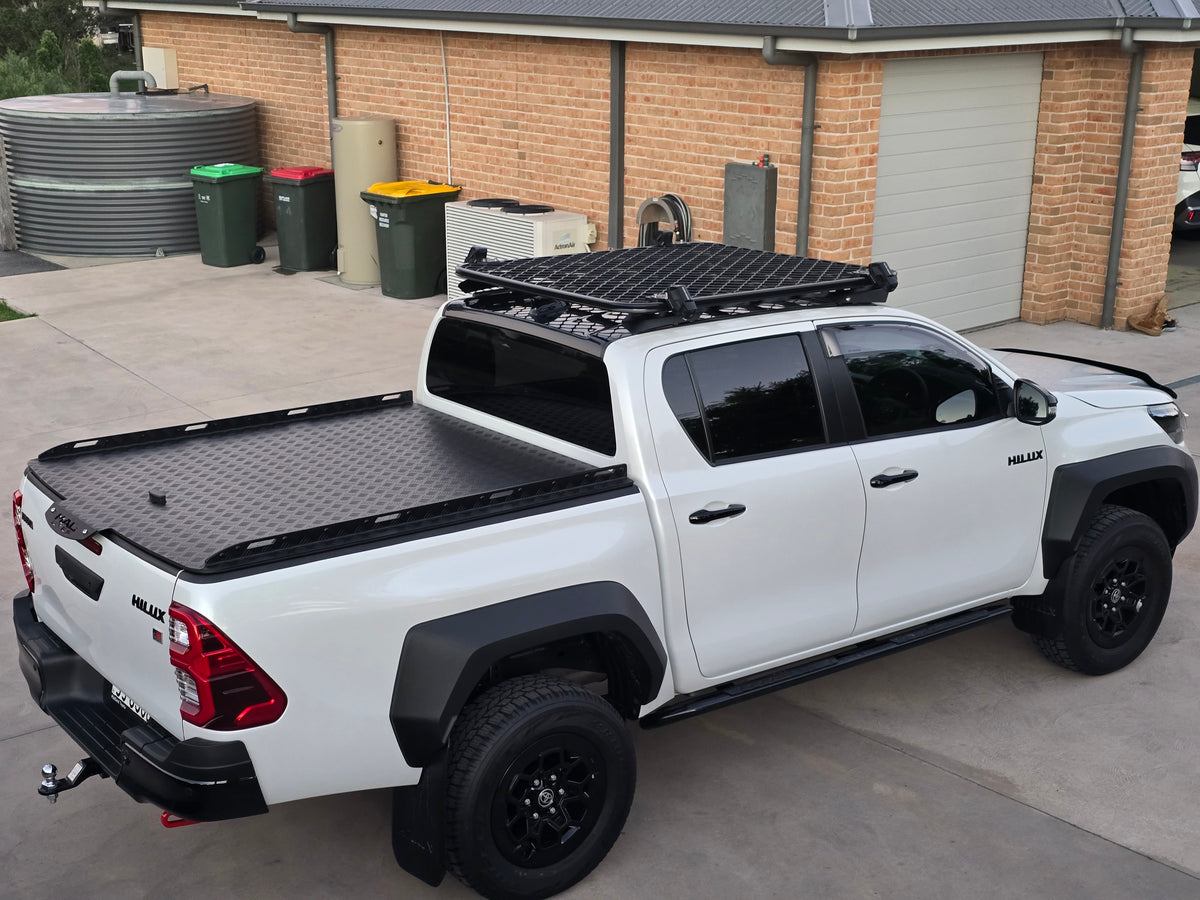 MAC300 (TH17) 15+ Toyota Hilux SR5