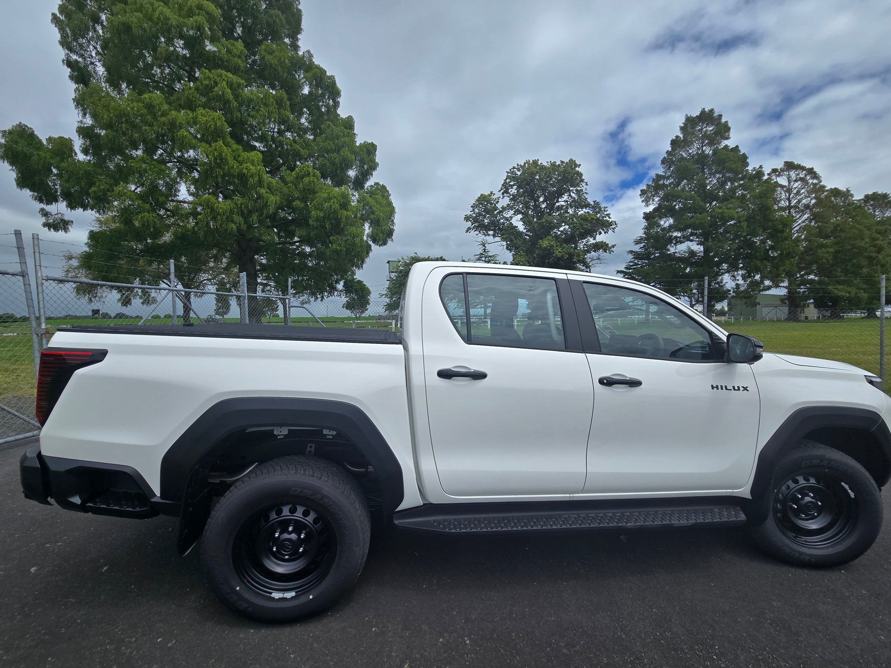 MAC230F (TH26F) 26+ Toyota Hilux