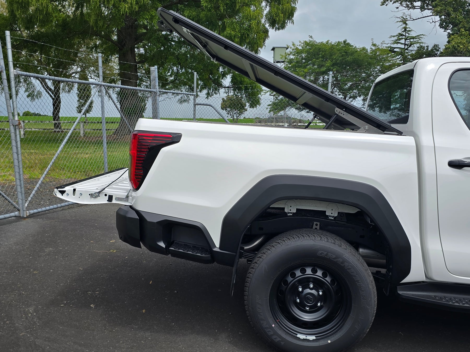 MAC230F (TH26F) 26+ Toyota Hilux