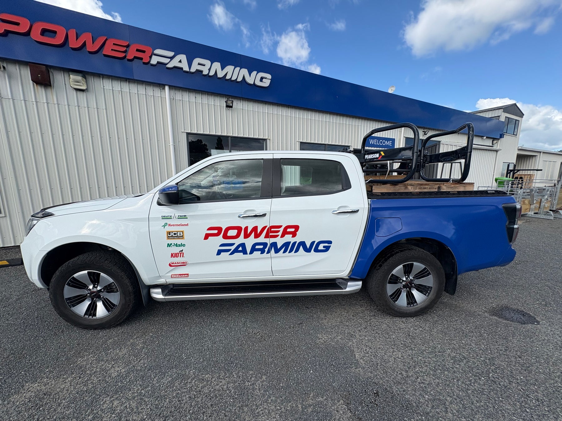 MAC300 (ID20) - 2020-2024  Isuzu D-Max